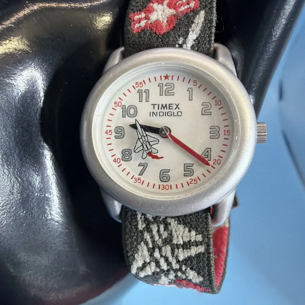 Timex Kids Time Teacher Moving Rocket Wth Indiglo New Battery Super Rare Vintage